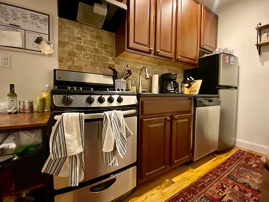 Rented by Corcoran | media 15