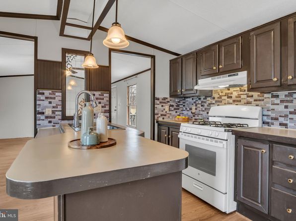 21 Marilyn Dr, Carlisle, PA 17013