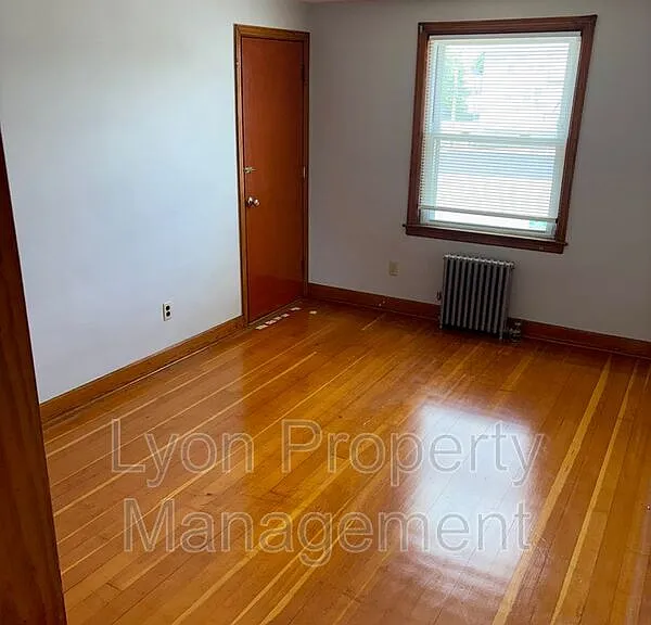 5 Norris Ave #6 — Photo 8
