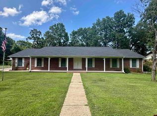 813 Columbia Ave, Mountain Home, AR 72653