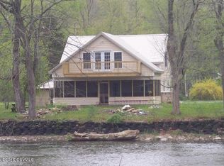 83 Cabin Ln, Millmont, PA 17845