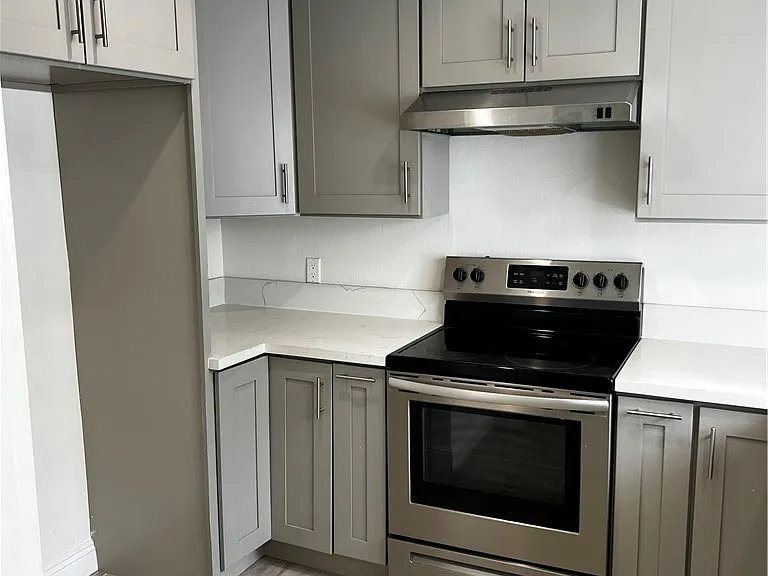 18511 Mayall St #A — Photo 5