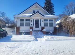 2209 10th St, Port Huron, MI 48060
