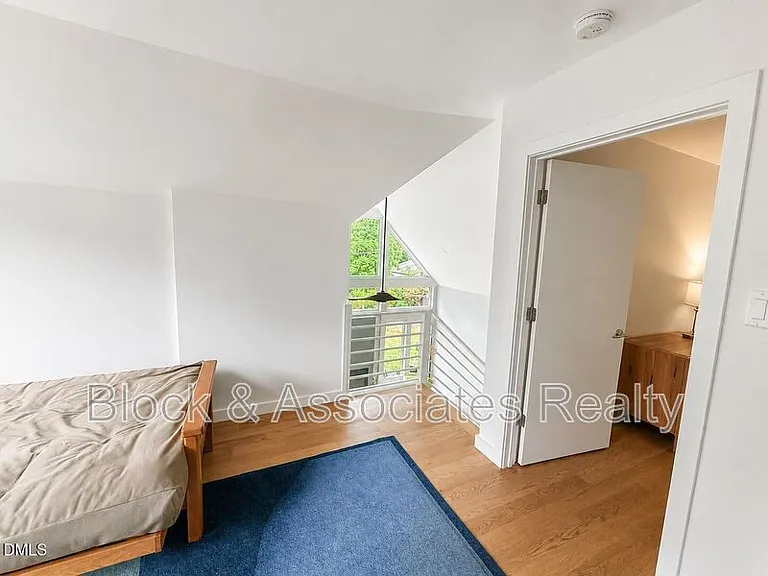 2200 Kilburn Rd — Photo 10