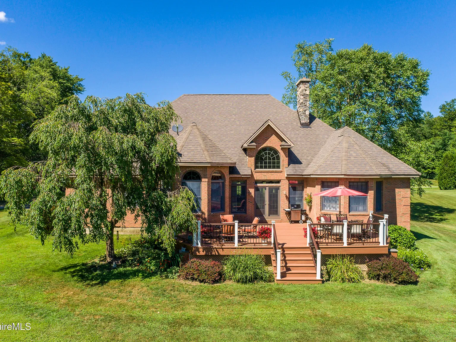 3 bed, 2.5 bath, $5,000 — Photo 1