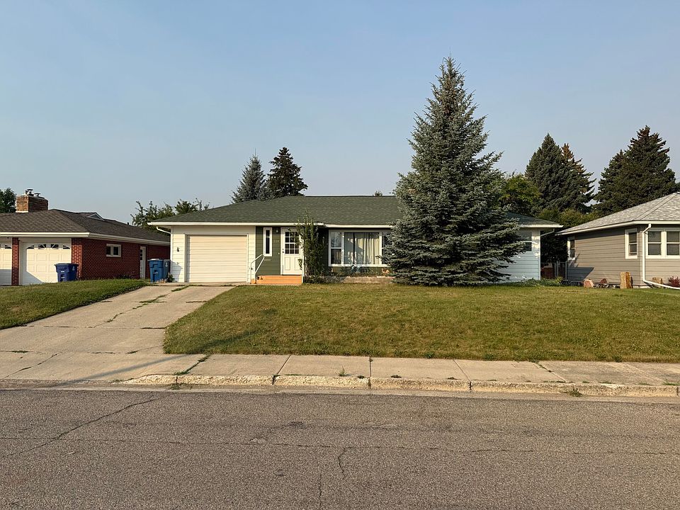 1st image of 114 12th Ave S