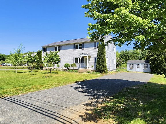 3rd image of 589 Leyden Rd #1