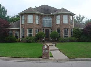 1114 Montreau Ct, Arlington, TX 76012