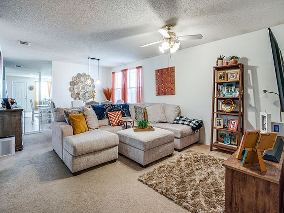 2nd image of 1516 Flagstone Ln