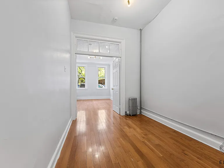 745 Park Ave #1D — Photo 7