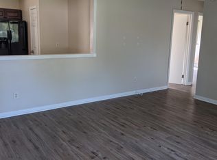 21 Prince James Dr, Hampton, VA 23669