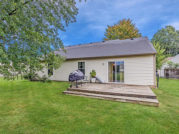 3rd image of 2124 Walnut Meadow Ct