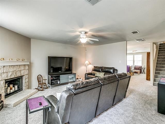 1st image of 4561 Lacebark Ln