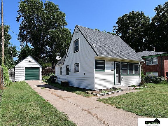 2nd image of 4526 Randolph St