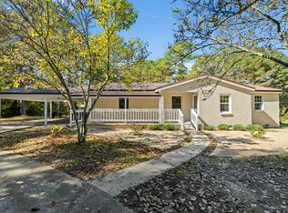 58 Dickens Ln, Sumrall, MS 39482