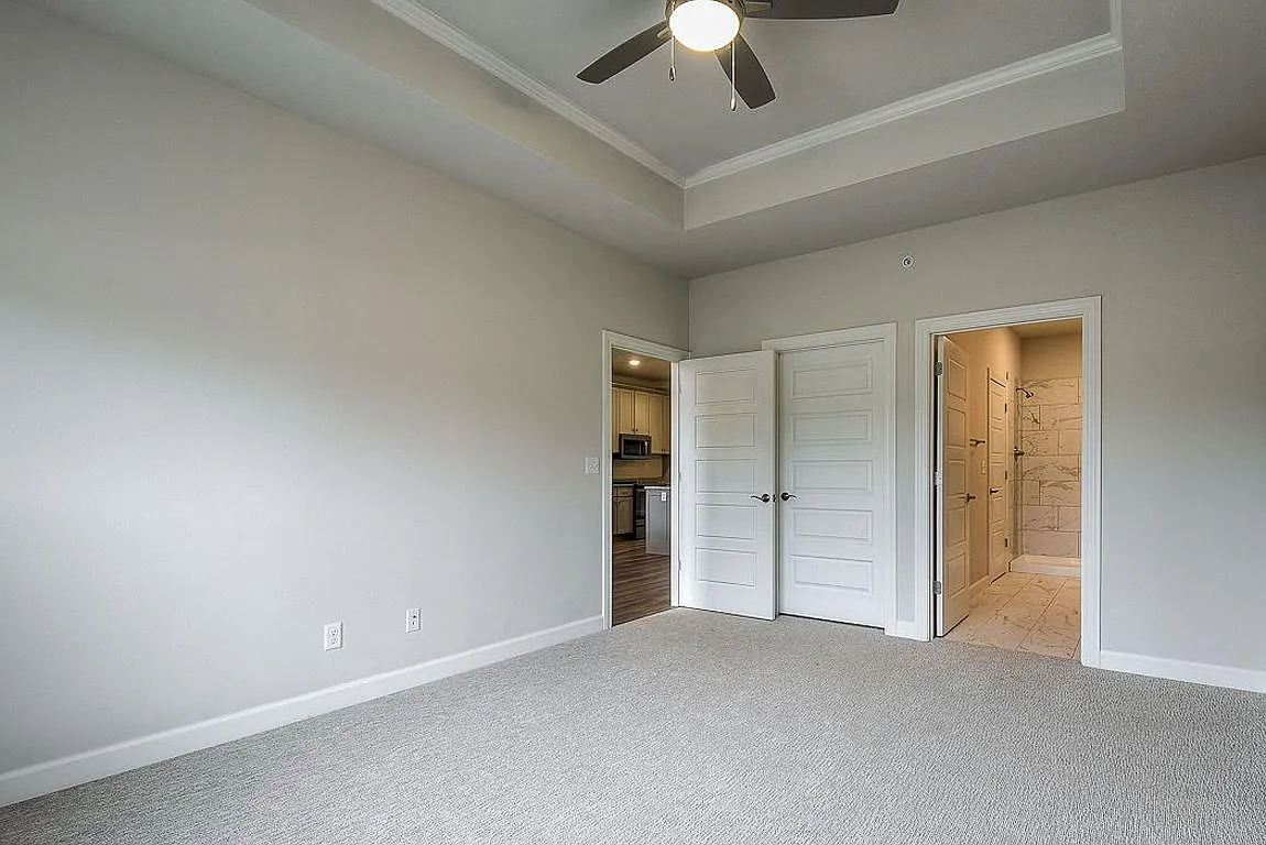 Birchwood Villas of Lenexa — Photo 4