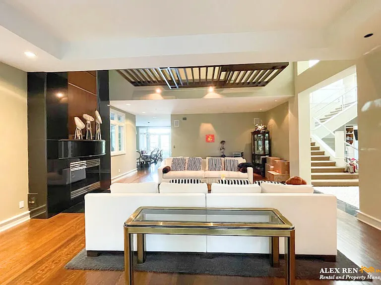 2838 SW Marine Dr — Photo 17