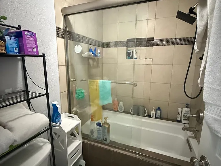 25930 Narbonne Ave #110 — Photo 9