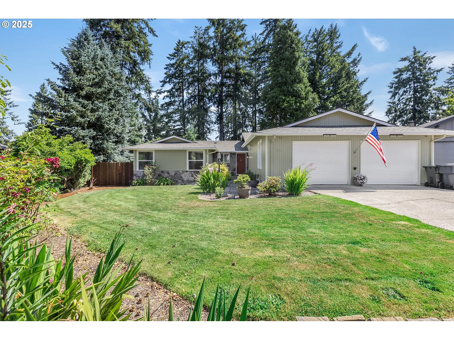 311 S 68th Pl photo 1