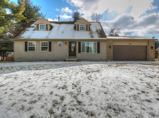 3241 Whitetail Ln, Owosso, MI 48867