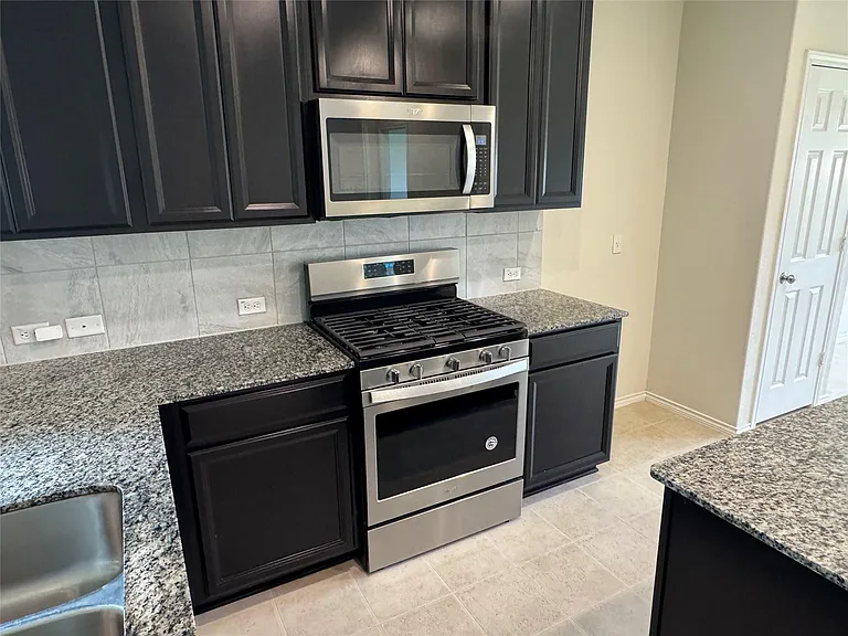 250 Zuma Dr — Photo 23