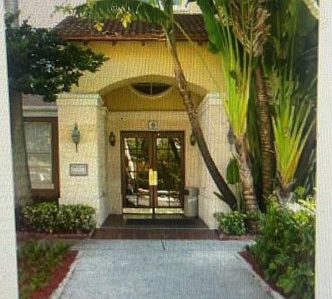 2nd image of 19501 E Country Club Drive #9102