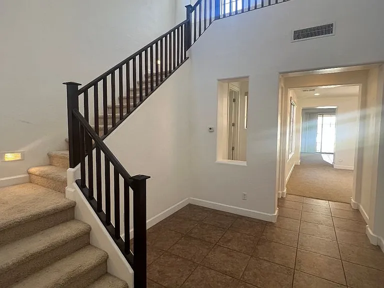 3302 E Jasper Dr — Photo 2
