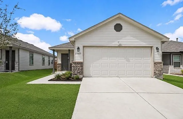 21823 Willow River Canyon Rd — Photo 1