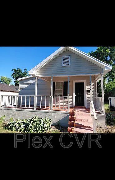 2822 Colorado St — Photo 1