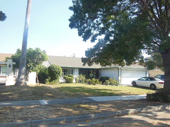 2nd image of 146 Nashua Ct