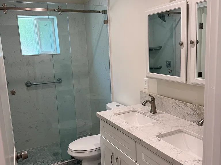 1440 N Allen Ave #B — Photo 11