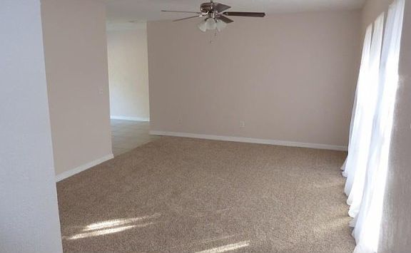2nd image of 1829 Lake Hill Cir