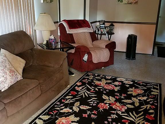 5th image of 820 Westshire Dr