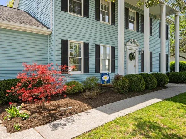 305 Seminole Dr, Blacksburg, VA 24060