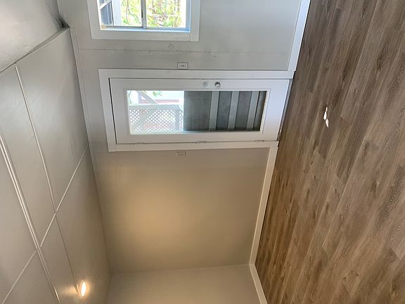 3rd image of 3118 Adams Ave