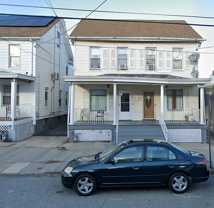 374 Washington St