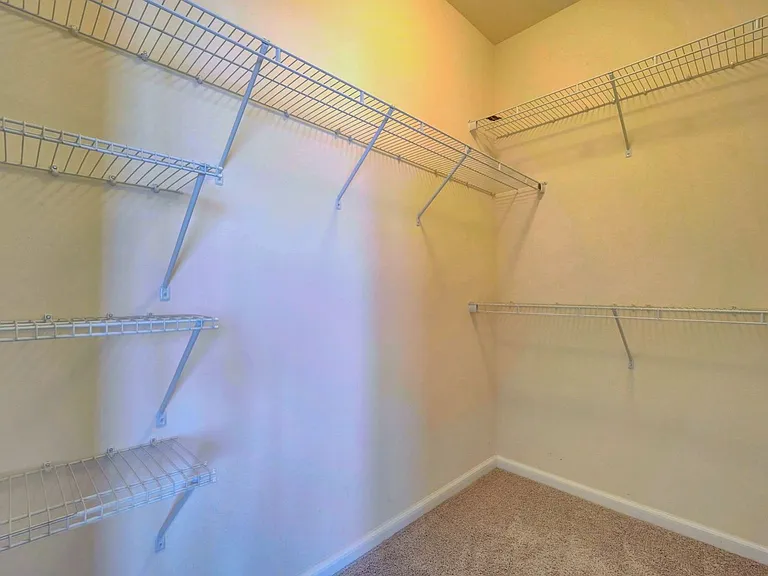 890 Olmstead St — Photo 29