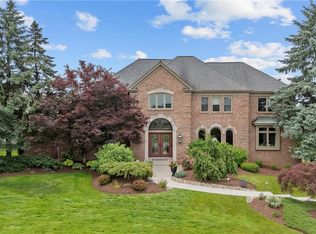 1055 Saint Mellion Dr, Presto, PA 15142