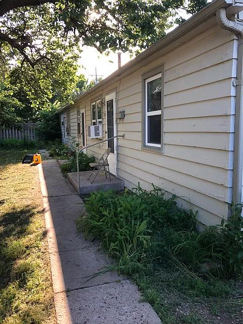 2 bed, 600 sqft, $600 — Photo 2
