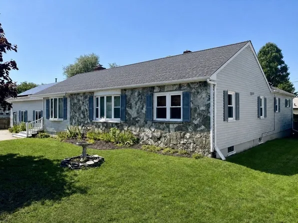 319 Oliver St, New Bedford, MA 02745