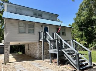 7759 Canal Ave, Fanning Springs, FL 32693