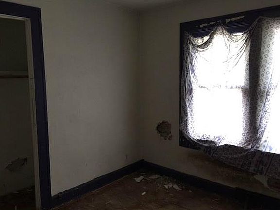 5th image of 433 N Oakland Ave