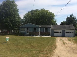 1682 Sherwood Ave, Dorr, MI 49323