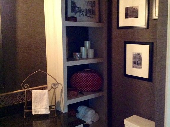 Powder room
