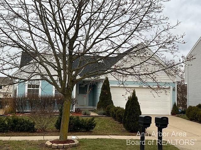 1st image of 490 Waterbury Ct #166