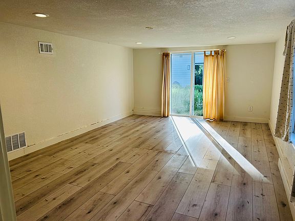 3rd image of 609 E 21st St #2