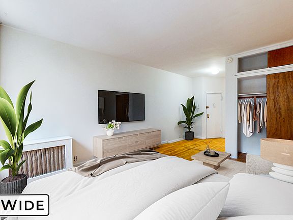 2nd image of 335 E 92nd St APT 4A