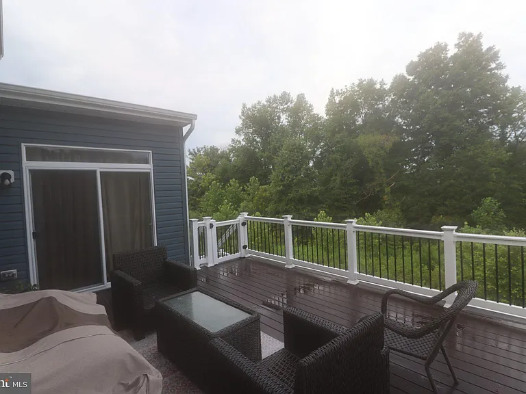 3348 Burton Dr — Photo 6