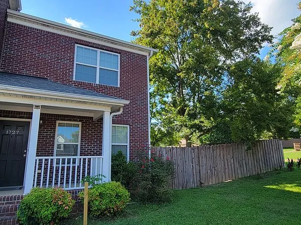 1727 New Castle Dr NE, Cleveland, TN 37312