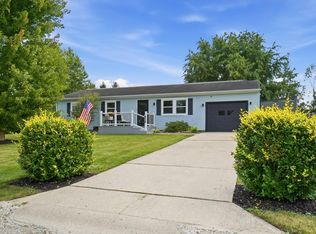14135 Pleasant Ridge Dr, Marysville, OH 43040